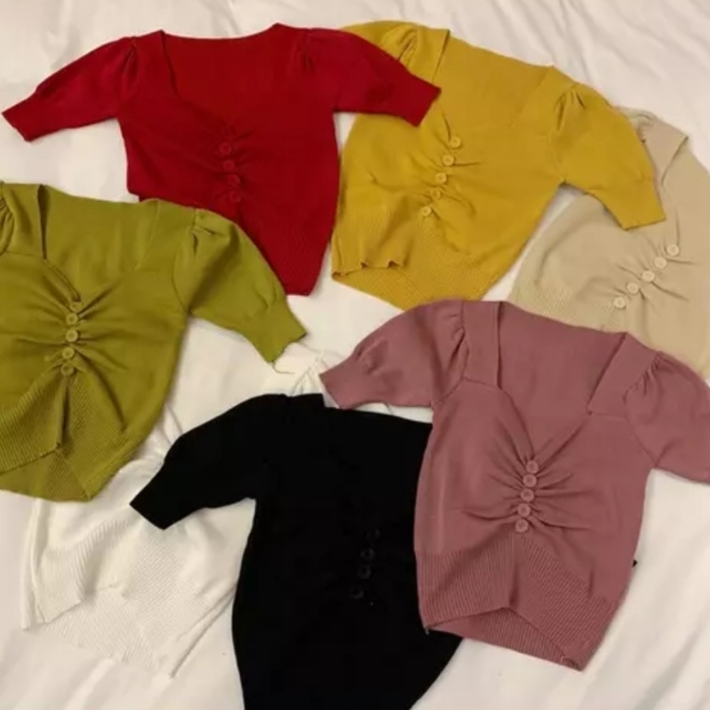 Knitted Cropped Top